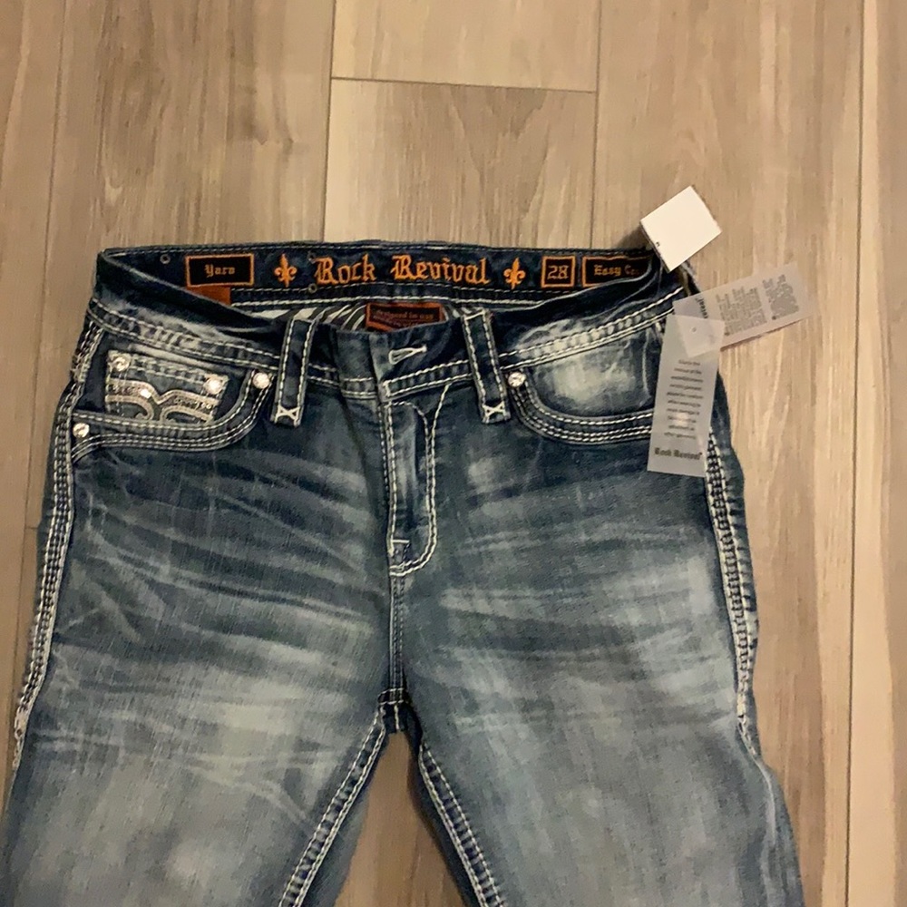 Rock revival Yara easy crop
